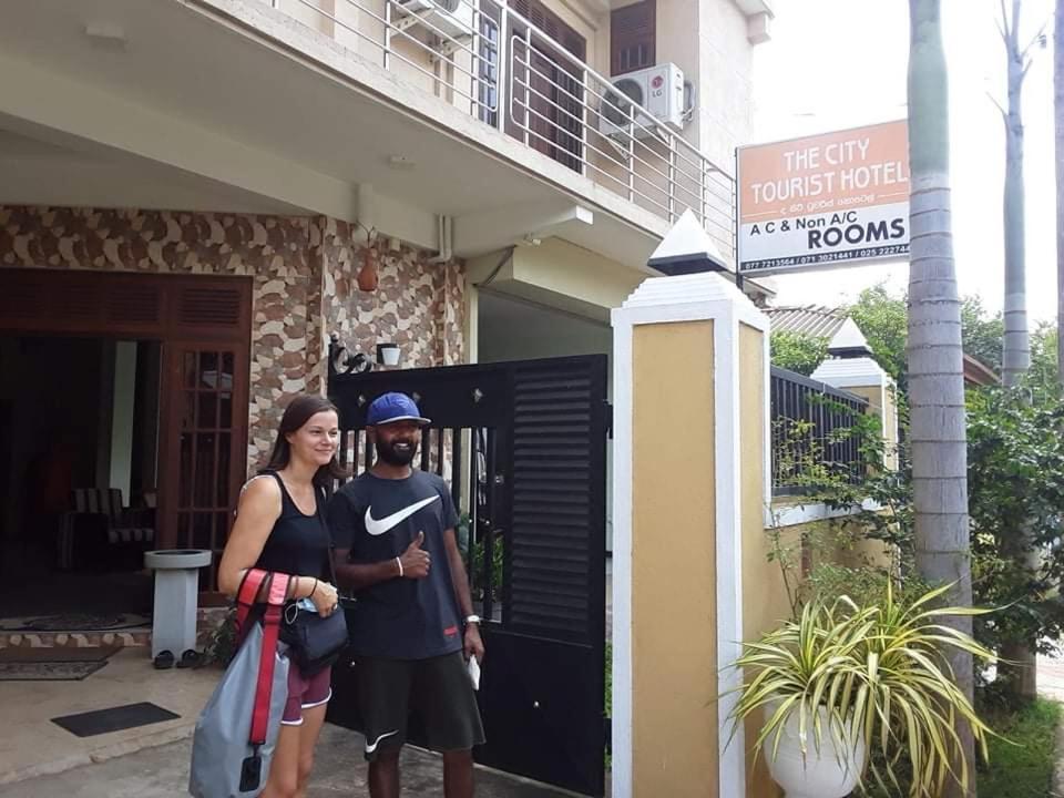 The City Tourist Hotel Anuradhapura Exterior photo